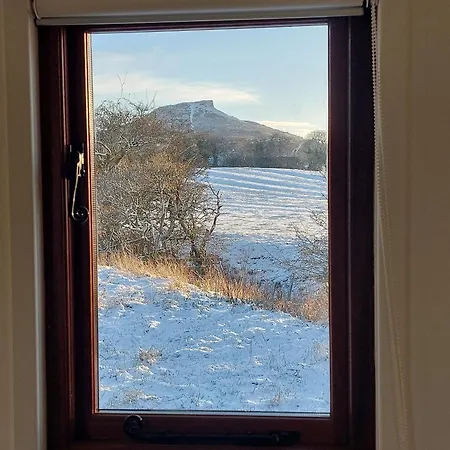 Lodge Roseberry Retreat, Shepherd's Huts With Hot Tub Pinchinthorpe
