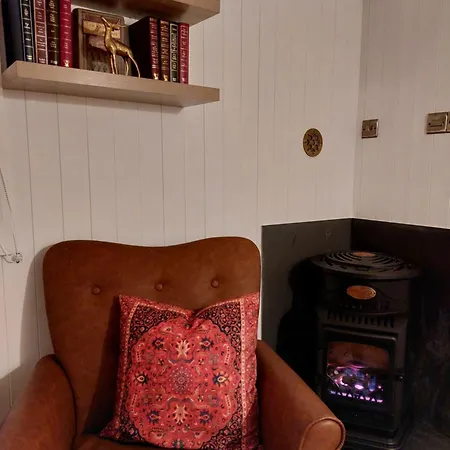 Lodge Roseberry Retreat, Shepherd's Huts With Hot Tub Pinchinthorpe